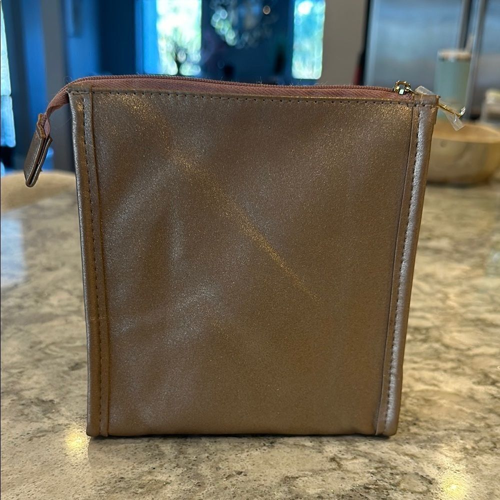 💄 Sephora Makeup Bag - 6” x 6” x 2”
